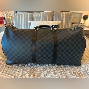 Louis Vuitton Keepall 55 Bandoulière Damier Graphite Canvas Duffel. Mint Cond.